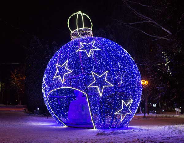 Новогодний декор в Астрахани